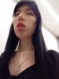 caressyourself — Stripchat recorded stream image, 16.11.2025 17:30