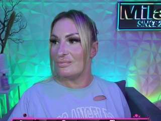 tamaramilano — Camsoda recorded stream screenshot (17 Nov 2025)