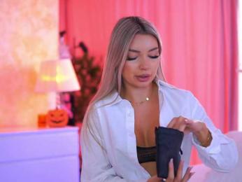 ArtTeasee — Bongacams recorded stream image, 17.11.2025 09:50