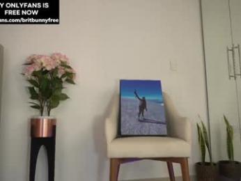 camilitasu — Chaturbate recorded stream screenshot (17 Nov 2025)