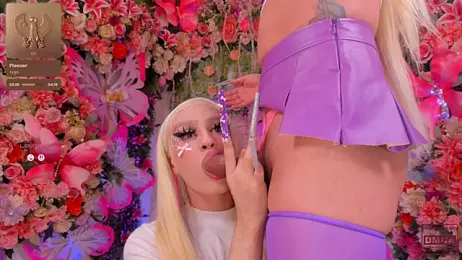 SpicySluts — Stripchat recorded stream screenshot (18 Nov 2025)