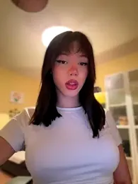 Carlita_cute — Stripchat recorded stream image, 18.11.2025 21:00