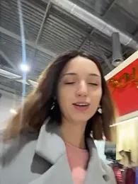 DollyTall — Stripchat recorded stream screenshot (19 Nov 2025)