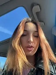 DollyTall — Stripchat recorded stream screenshot (19 Nov 2025)