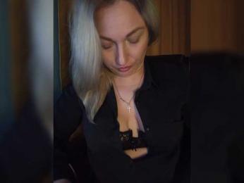 Tanysha-1 — Bongacams recorded stream image, 20.11.2025 05:40