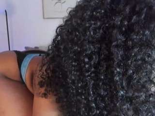 ninagold — Camsoda recorded stream image, 21.11.2025 01:50