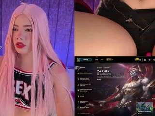 lilapop4 — Camsoda recorded stream image, 21.11.2025 03:00