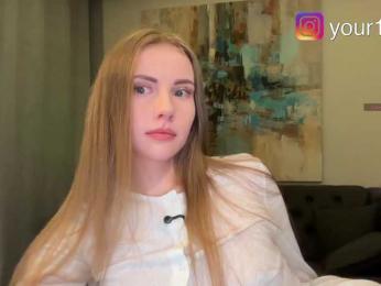 VikkiExtraCheese — Bongacams recorded stream image, 21.11.2025 18:40