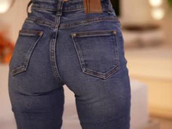 dovia — Chaturbate recorded stream image, 22.11.2025 07:20