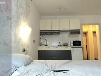 yuly_terner — Chaturbate recorded stream image, 22.11.2025 18:00