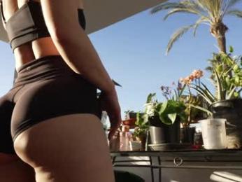 hannahjames710 — Chaturbate recorded stream screenshot (23 Nov 2025)