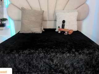 daniela-tovar — Camsoda recorded stream screenshot (24 Nov 2025)