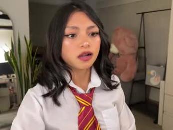 sweet_littleee — Chaturbate recorded stream screenshot (24 Feb 2025)