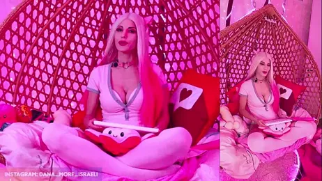 dana_more — Stripchat recorded stream image, 25.11.2025 10:00