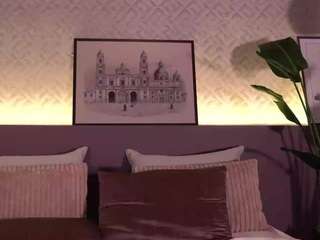 ellediane — Camsoda recorded stream image, 25.11.2025 21:40