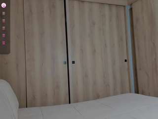 lauracriistina — Camsoda recorded stream screenshot (26 Nov 2025)