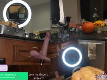 crimsonkitten — Chaturbate recorded stream screenshot (27 Nov 2025)