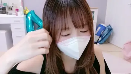 Yui-Ch — Stripchat recorded stream image, 27.11.2025 12:00