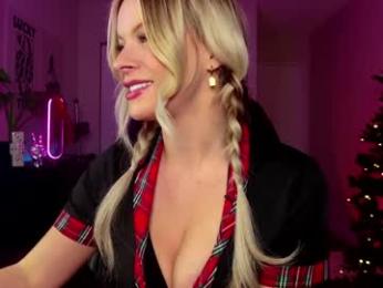 oliviaowens — Chaturbate recorded stream image, 28.11.2025 04:20