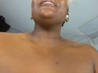 mareiabold — Camsoda recorded stream image, 28.11.2025 21:20