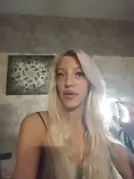 TanyaandWinson — Stripchat recorded stream image, 28.11.2025 20:50