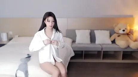 Lucky-baby — Stripchat recorded stream image, 25.02.2025 13:40