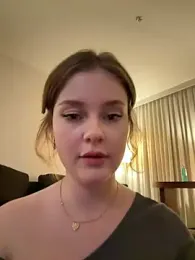 MaribelRiver — Stripchat recorded stream image, 25.02.2025 18:20