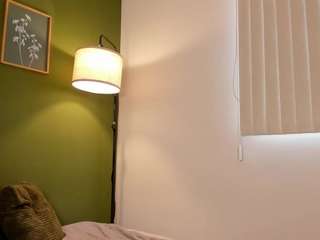 karlyee — Camsoda recorded stream image, 30.11.2025 15:40