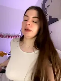 EllyNora — Stripchat recorded stream image, 30.11.2025 18:00