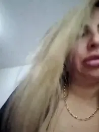 _Abril-Office1 — Stripchat recorded stream image, 25.02.2025 19:40
