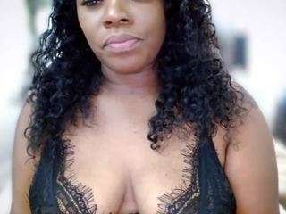 selena42 — Camsoda recorded stream image, 01.12.2025 16:20