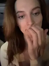 -AngelAri- — Stripchat recorded stream image, 25.02.2025 21:10