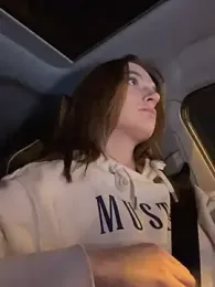 -AngelAri- — Stripchat recorded stream image, 25.02.2025 21:10