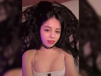 Businka13 — Bongacams recorded stream image, 02.12.2025 12:10
