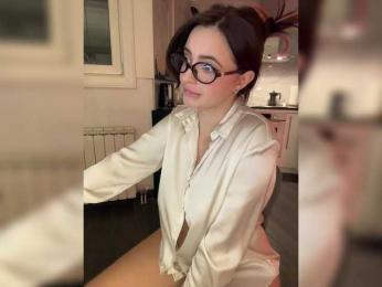 GoodGirl21 — Bongacams recorded stream screenshot (02 Dec 2025)