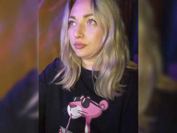 Tanysha-1 — Bongacams recorded stream image, 03.12.2025 05:20