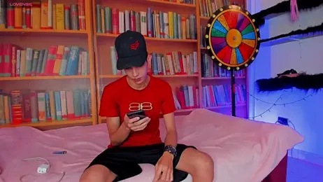 Shyfantasies — Stripchat recorded stream screenshot (03 Dec 2025)