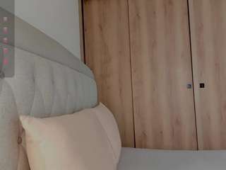 lauracriistina — Camsoda recorded stream screenshot (03 Dec 2025)