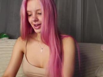 lesi_moonie — Chaturbate recorded stream screenshot (26 Feb 2025)