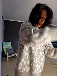 Goldenlace — Stripchat recorded stream screenshot (05 Dec 2025)