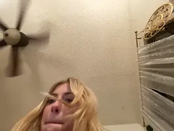 sinfulblonde1 — Stripchat recorded stream screenshot (26 Feb 2025)