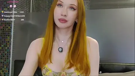 MayaSolar — Stripchat recorded stream image, 06.12.2025 10:00