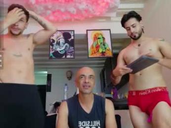 straight__friends — Chaturbate recorded stream screenshot (07 Dec 2025)