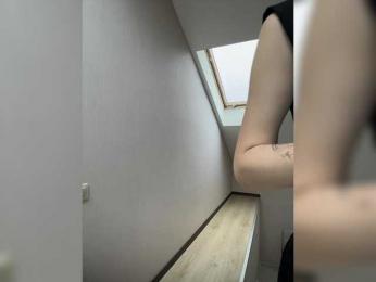 BabyDarii — Bongacams recorded stream image, 07.12.2025 10:00