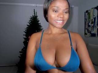 ebonydreamiin — Camsoda recorded stream image, 07.12.2025 10:10