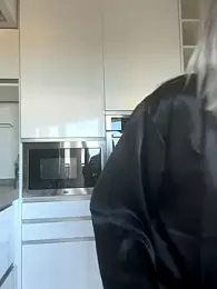 petrouchkaaa_ — Stripchat recorded stream screenshot (08 Dec 2025)