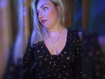 Tanysha-1 — Bongacams recorded stream image, 09.12.2025 05:50