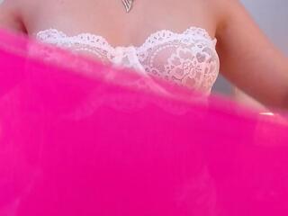 Aliah Manzur — Flirt4free recorded stream screenshot (09 Dec 2025)