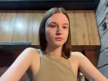 nloraaa — Chaturbate recorded stream screenshot (11 Dec 2025)