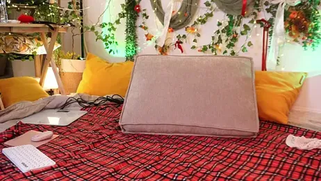 ScarletBlaze — Stripchat recorded stream image, 11.12.2025 18:10